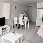 Dip * Pomorie